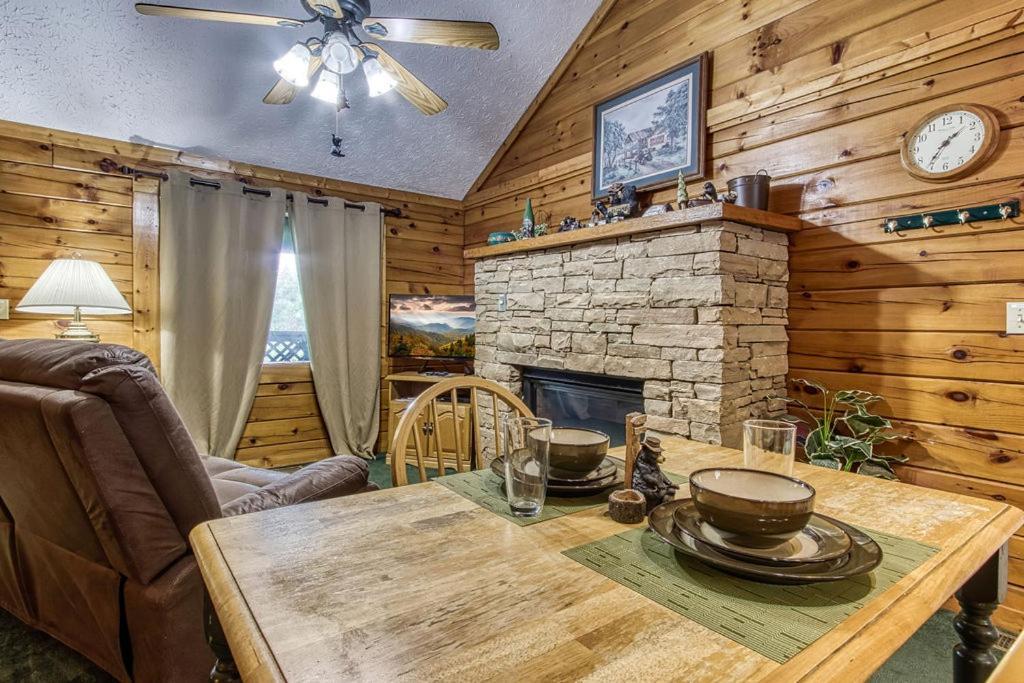 Forever Yours, Hot Tub, 1089 Of Free Attraction Tickets For Each Paid Day, Dollywood And More Pigeon Forge Zewnętrze zdjęcie